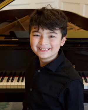 Headshot: 1C2B8133_Original