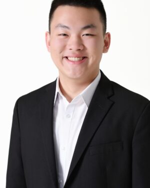 Headshot: Nathan-J.-Lee_Headshot
