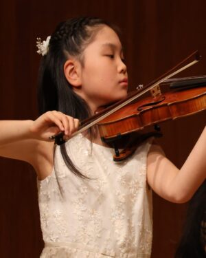 Headshot: Photo_Nanaka